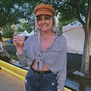 Meet your Posher, Sara